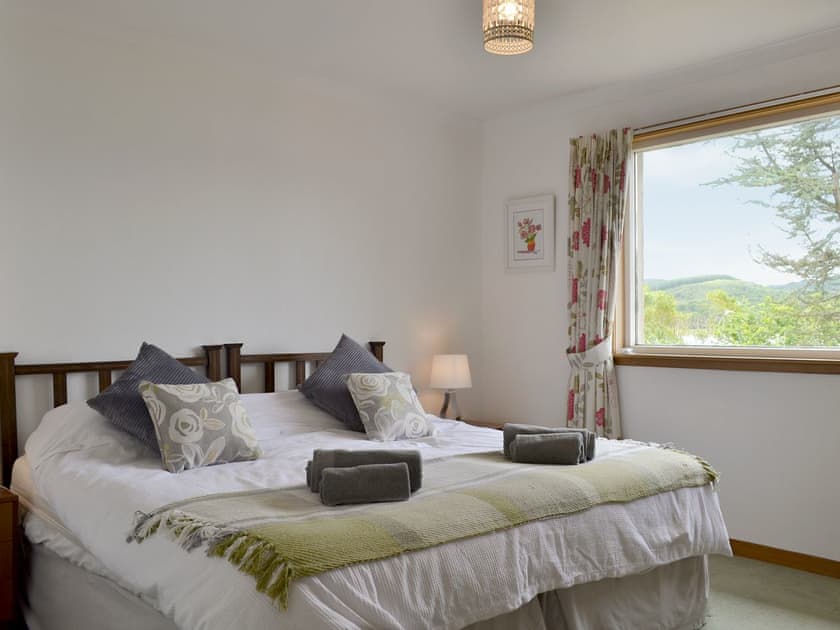 Twin bedroom/ set up as a double bed | Dunyvaig, Colintraive, near Dunoon