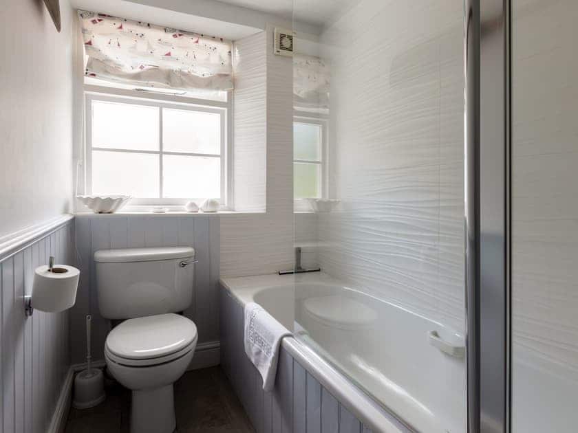 Bathroom | Bottom House, Salcombe