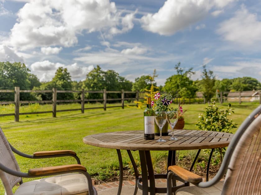 Peaceful sitting-out-area | Courtyard Lodge, Rufford, near Newark