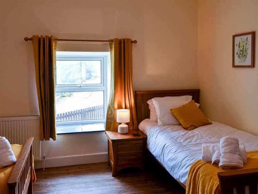 Twin bedroom | Tyddyn Eli, Llangwm, near Corwen