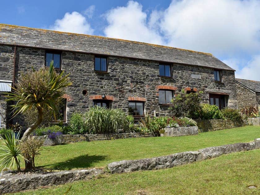 Trentinney Farm Holiday Cottages - Stable Cottage