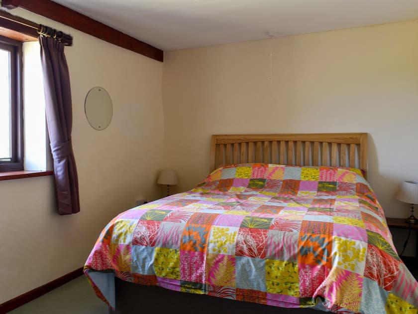 Double bedroom | Stable Cottage - Trentinney Farm Holiday Cottages, St Endellion, near Port Isaac