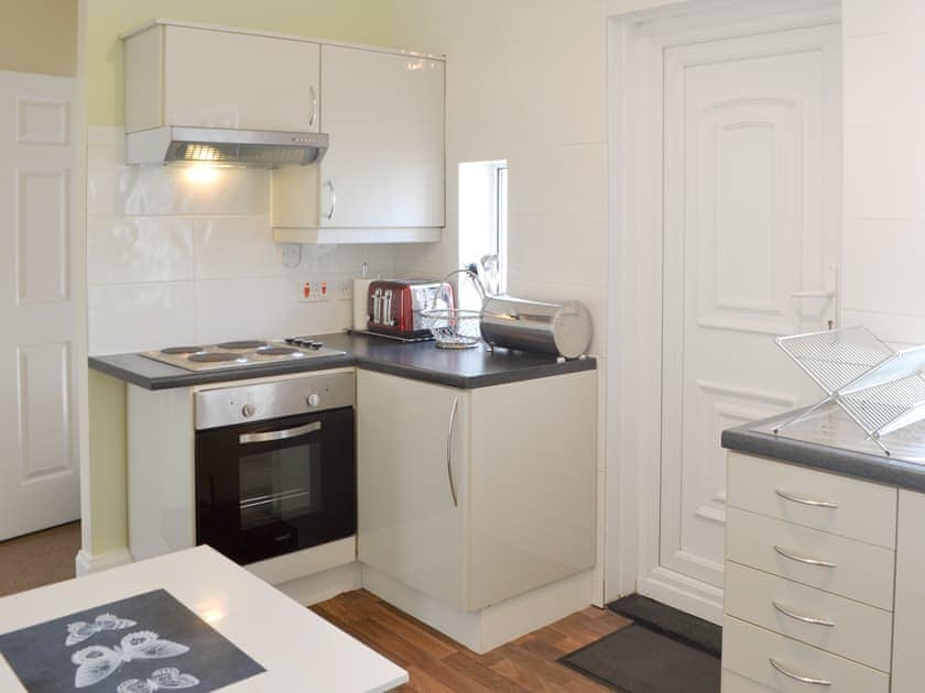 Kitchen | Bertys Beach View, Newbiggin-by-the-Sea
