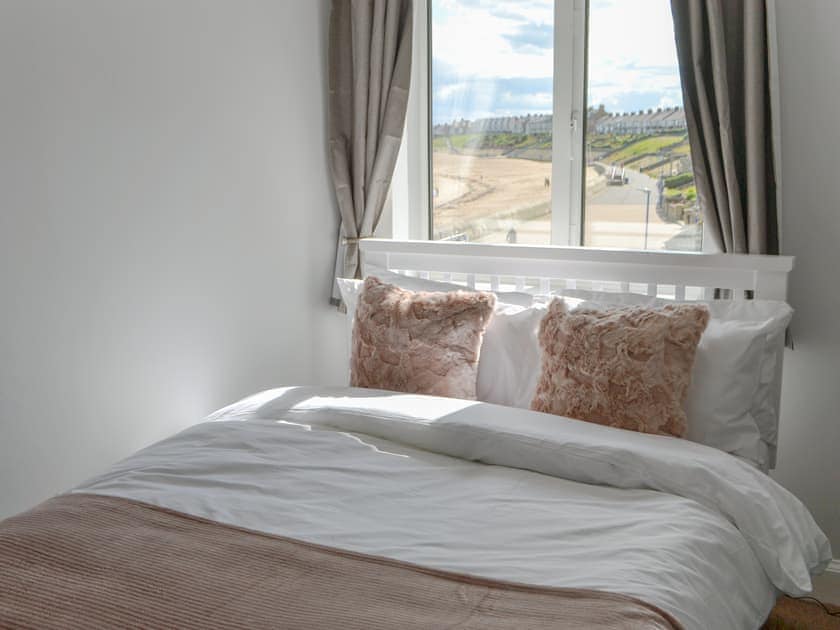 Comfortable double bedroom | Bertys Beach View, Newbiggin-by-the-Sea