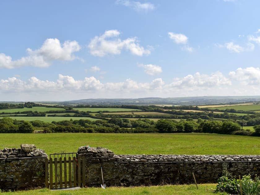 View | Round House - Trentinney Farm Holiday Cottages, St Endellion, near Port Isaac