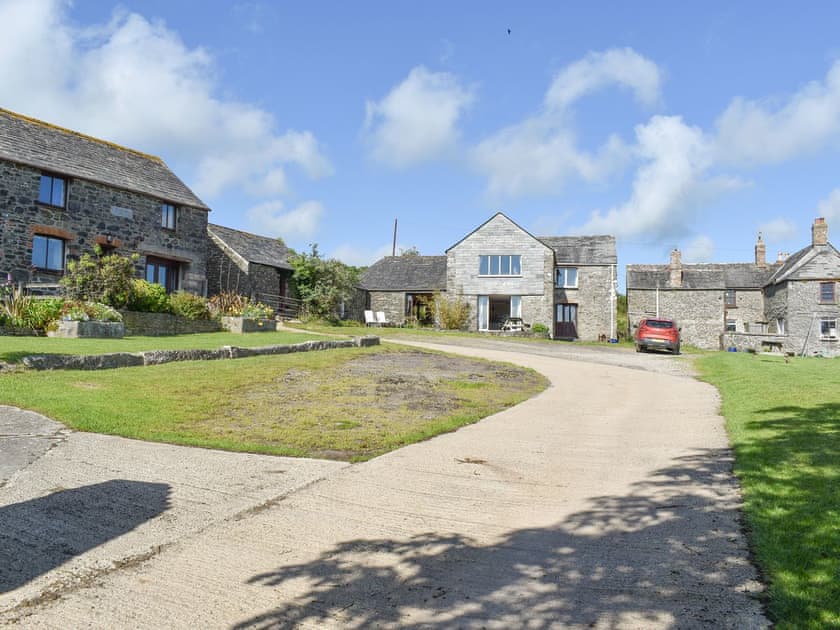 Charming holiday location | Owl’s Roost - Trentinney Farm Holiday Cottages, St Endellion, near Port Isaac