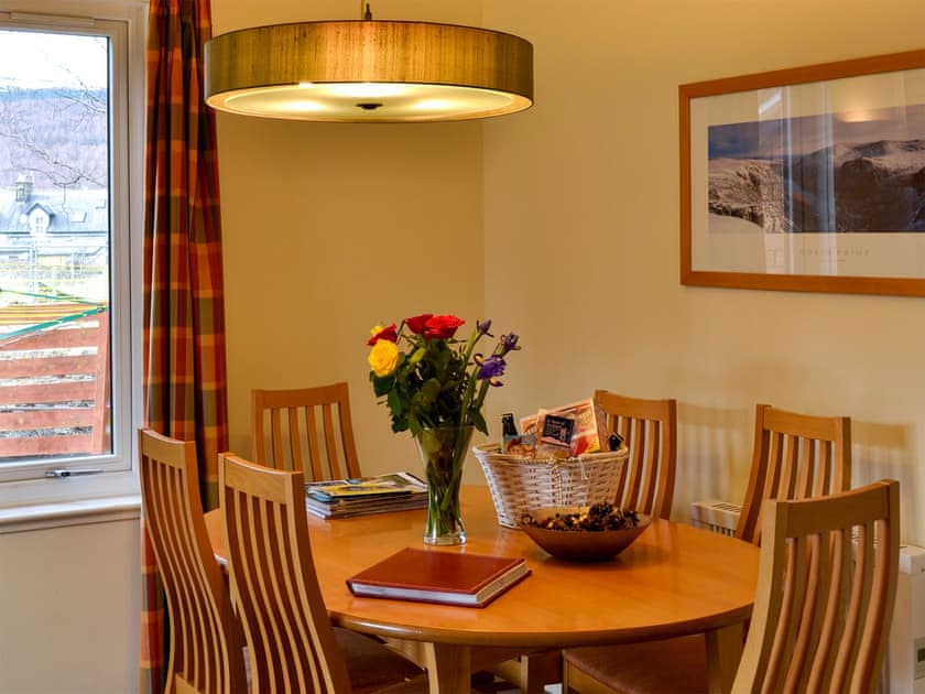 Living room/dining room | Holly Lodge, Aviemore