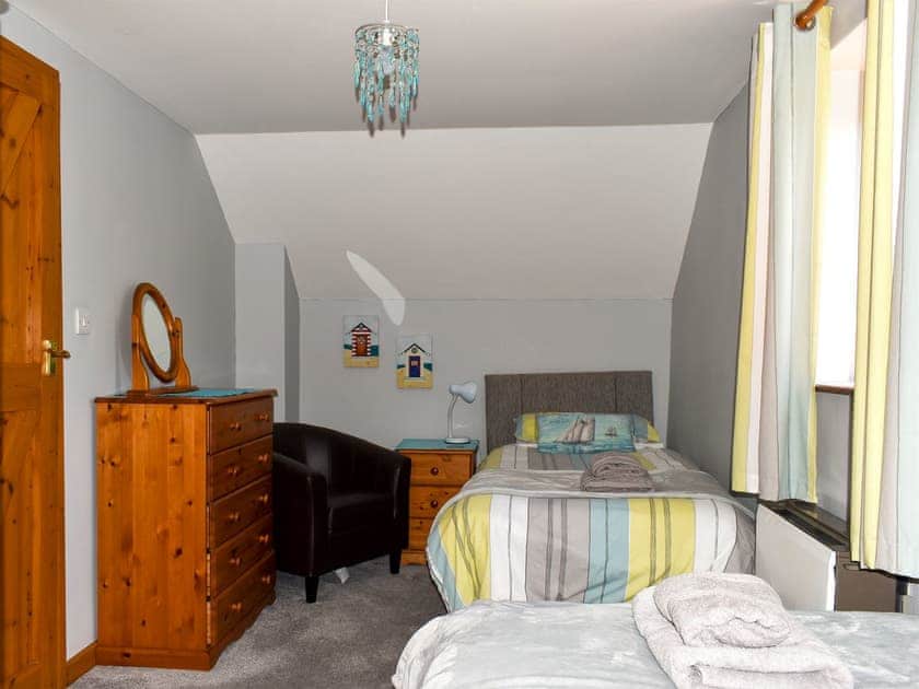 Twin bedroom | Cider Cottage - Well Farm Holiday Cottages, Holsworthy, near Launceston