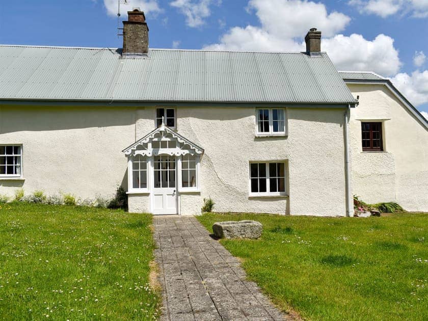 Exterior | Well Farmhouse - Well Farm Holiday Cottages, Holsworthy, near Launceston