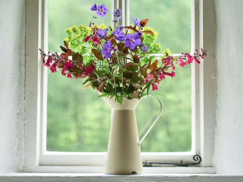 Delightful decorative touches throughout | Tyn Y Ffordd, Llanymawddwy near Dolgellau