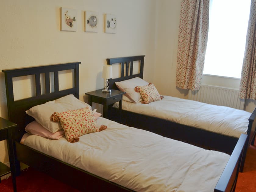 Twin bedroom | East Sea View, Newbiggin-by-the-Sea, near Ashington
