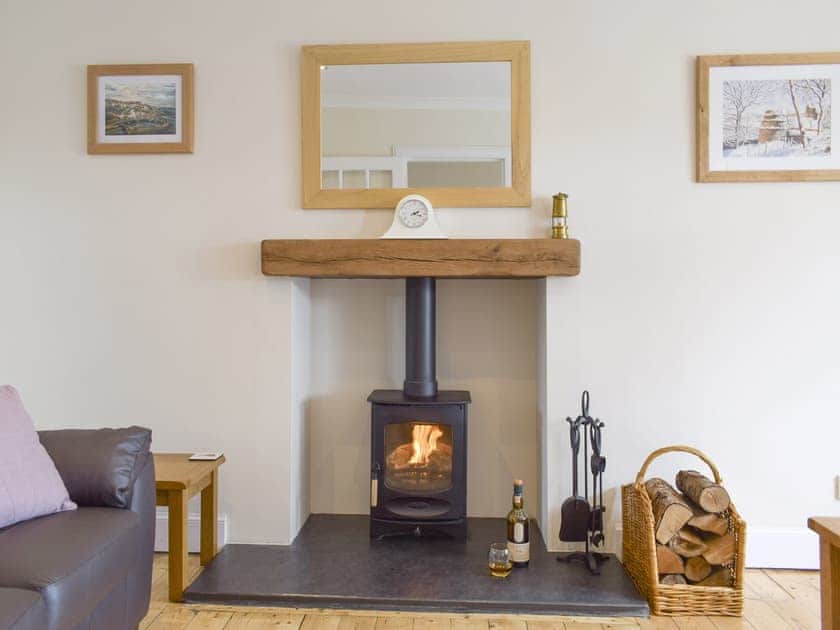 Warming wood burner | Kirkview Cottage, Upper Largo, near Leven