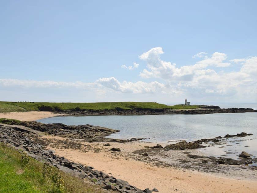 Stunning nearby coastline | Kirkview Cottage, Upper Largo, near Leven