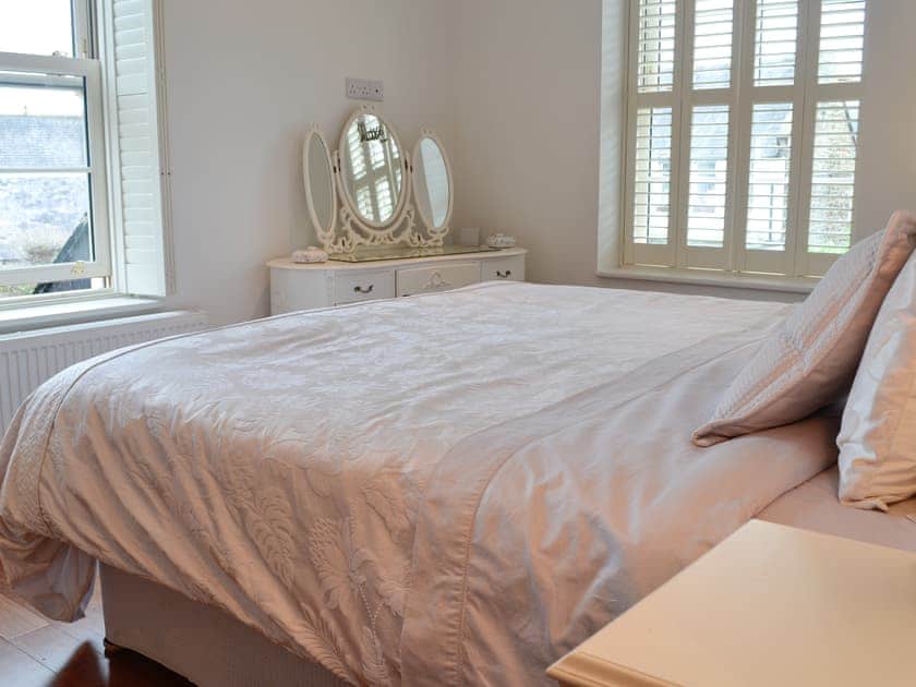 Double bedroom | Woodburn Cottage, Corbridge, near Hexham