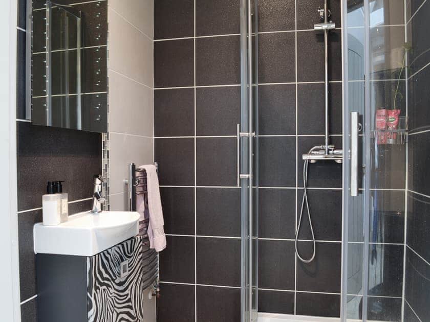Shower room | Woodburn Cottage, Corbridge, near Hexham