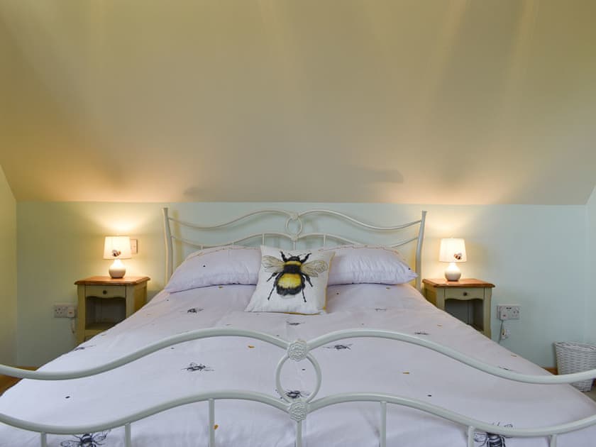 Double bedroom | The Bee Hive, Forton, near Chard