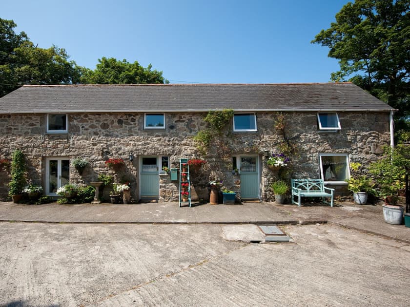 Appealing stone-built holiday home | Waterside - Chypons Farm, Nancledra, near St Ives