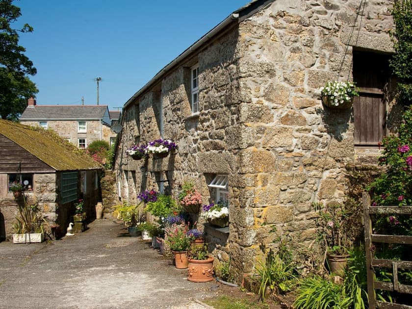 Charming holiday home | The Barn - Chypons Farm, Nancledra, near St Ives