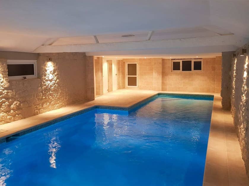 Shared indoor swimming pool | The Stables, Farm Cottage - Kingates Farm, Whitwell, near Ventnor