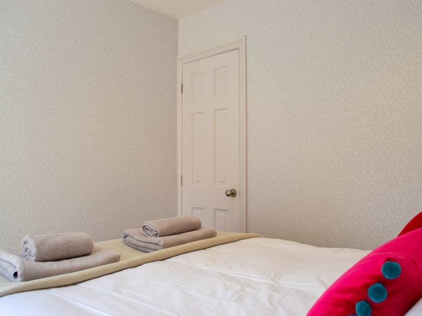 Relaxing double room | Oxtoby’s Downstairs - Oxtoby’s Cottages York, York