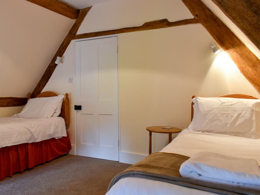 Twin bedroom | Churchill Cottage - Round Chimneys Farm, Glanvilles Wootton, near Sherborne
