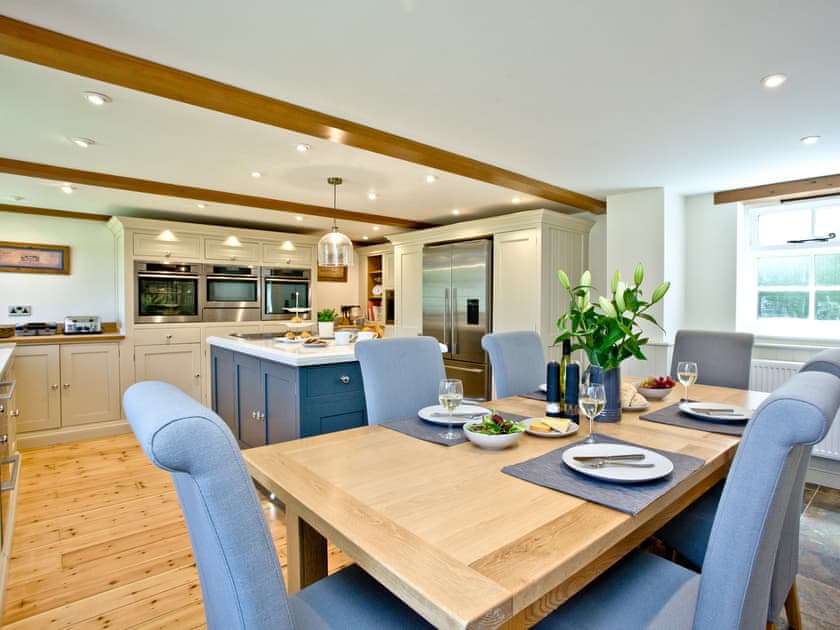 Convenient dining area | Nightingale Barn, Brent Knoll, Nr Cheddar