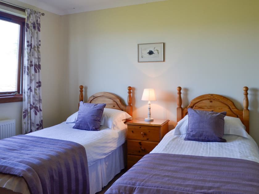 Twin bedroom | Fasgadh Cottage, Port Appin, near Oban