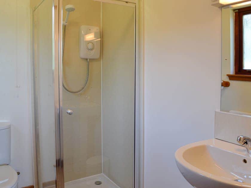 Shower room | Fasgadh Cottage, Port Appin, near Oban