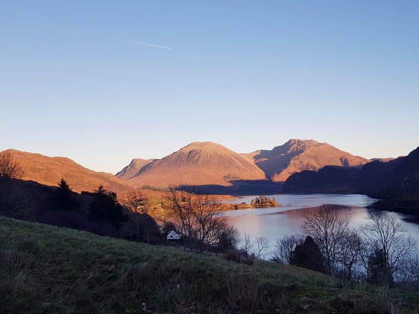 Breathtaking surrounding area | Loch Long View, Dornie
