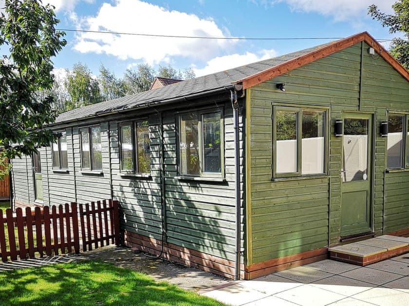 Wonderful garden area | Isleport Lodge, Highbridge
