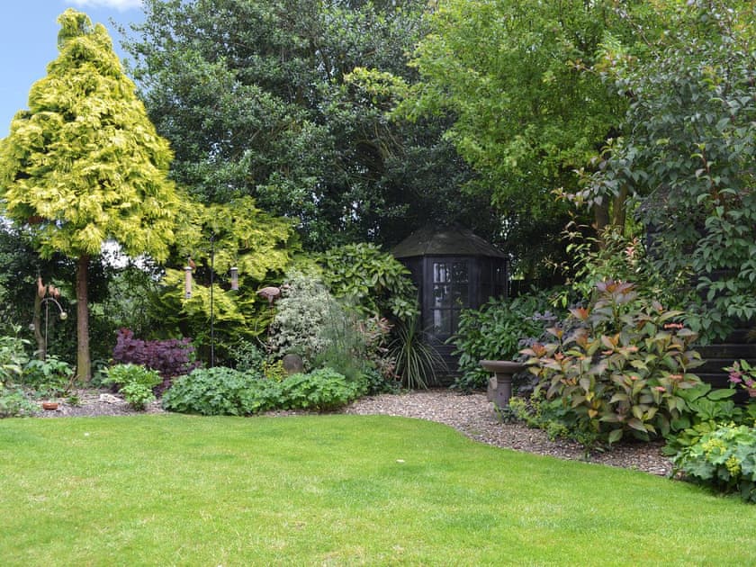 Garden | End Cottage, Tibthorpe, near Driffield 