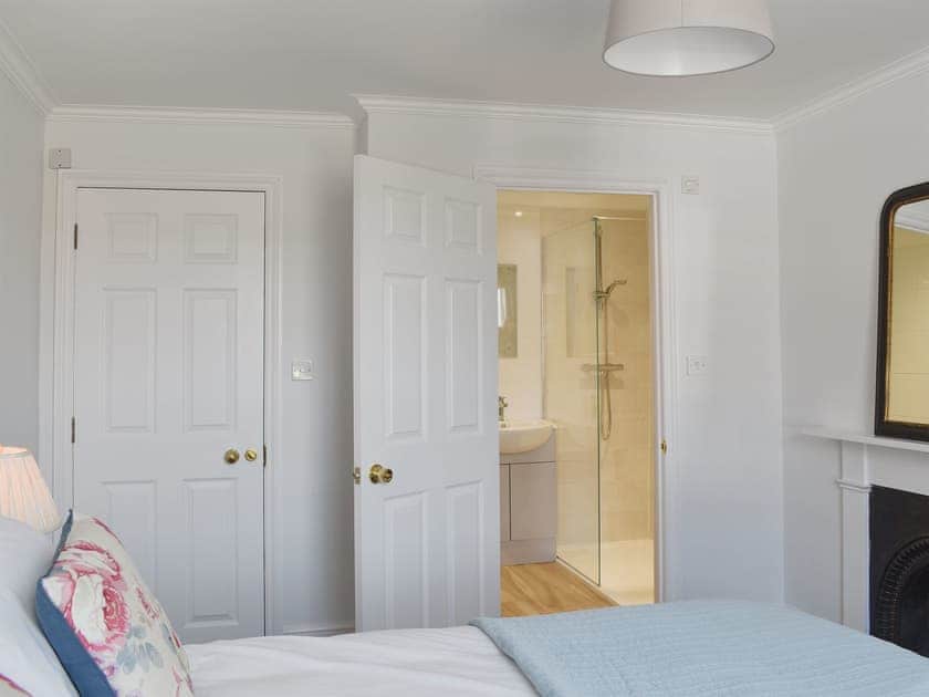Comfy double bedroom with en-suite | The Town House, Wimborne