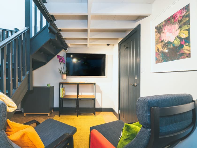 Number 14 - Apartment 5