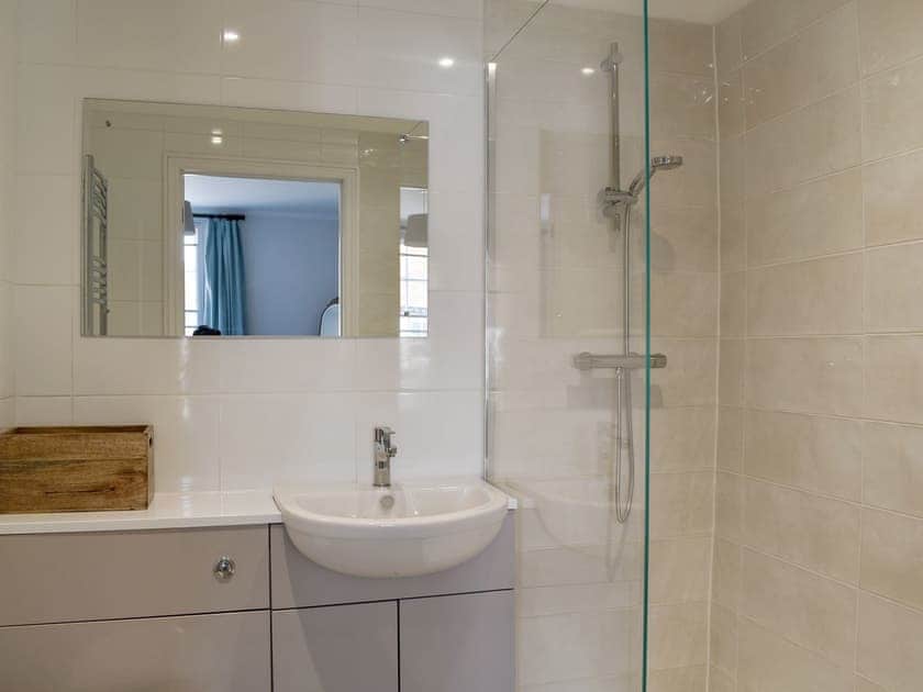 En-suite shower room | The Town House, Wimborne