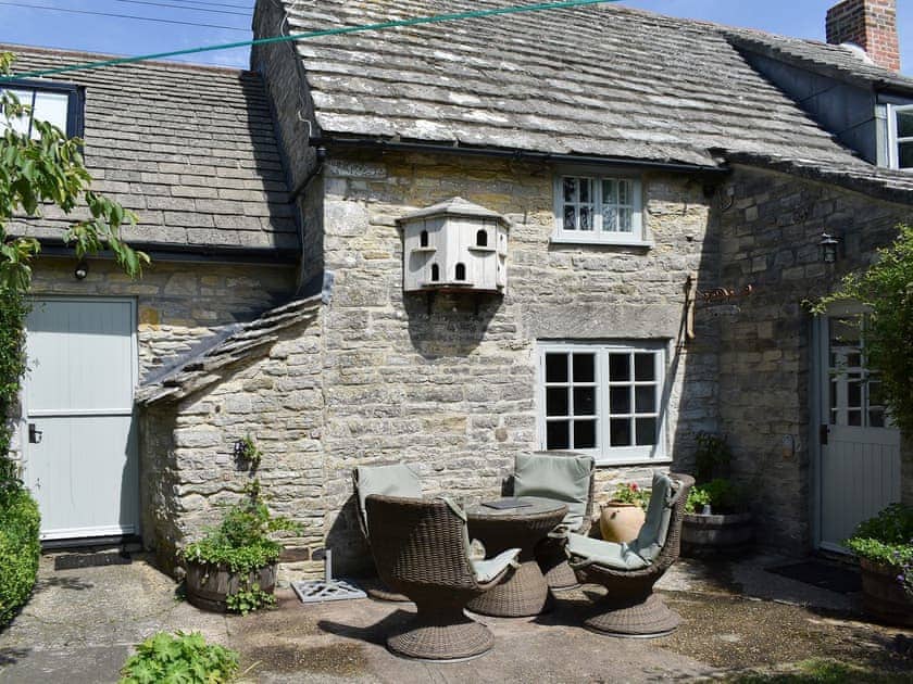 Lovely, relaxing outdoor area | Bramble Cottage, Ulwell, near Swanage
