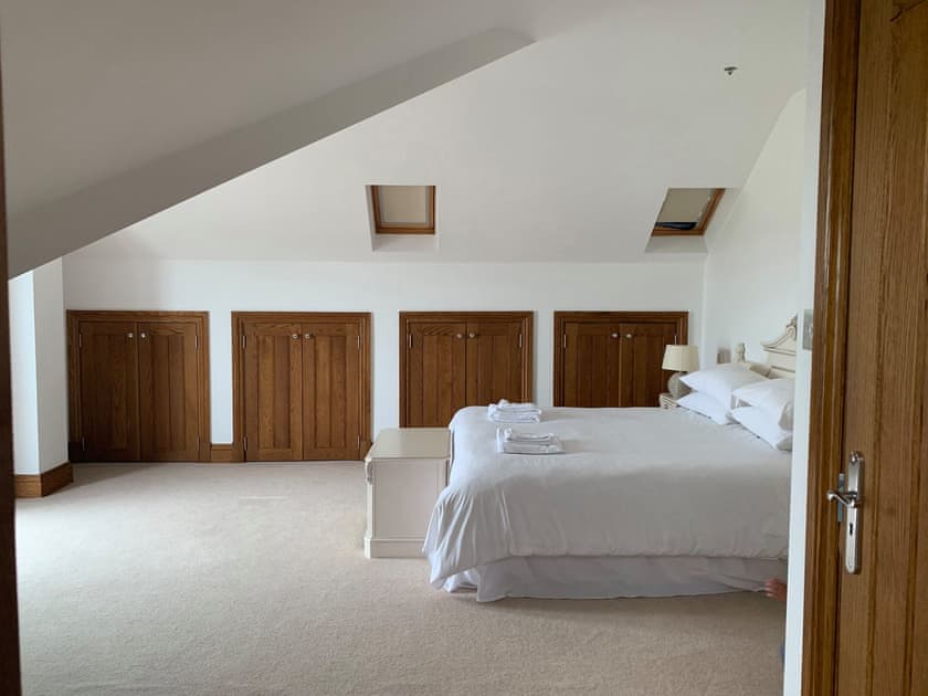 Spacious bedroom with kingsize bed | Meadow View, Stainton with Adgarley, near Dalton-in-Funess