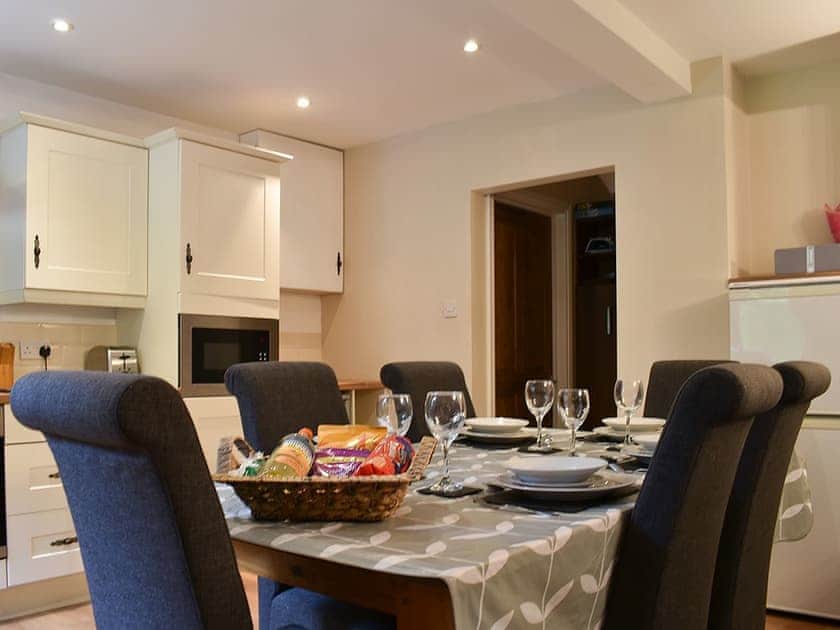 Open plan living space | Barn Terrace - Ladwood Farm, Acrise, near Folkestone