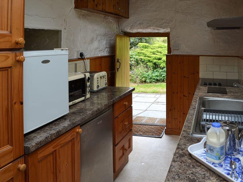 Kitchen | Ceunant, Dinas Mawddwy, near Dolgellau