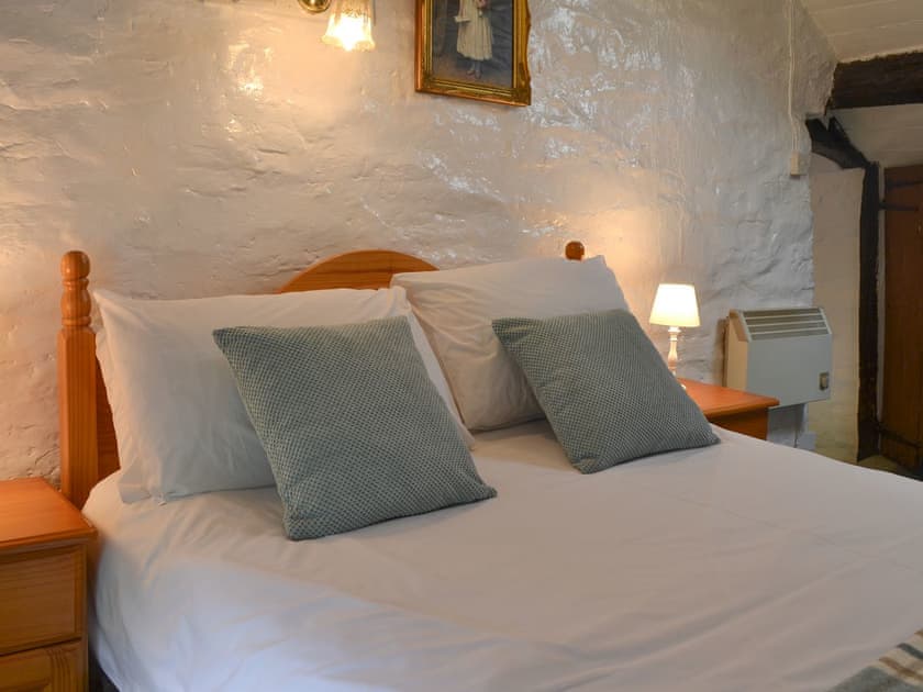 Double bedroom | Ceunant, Dinas Mawddwy, near Dolgellau