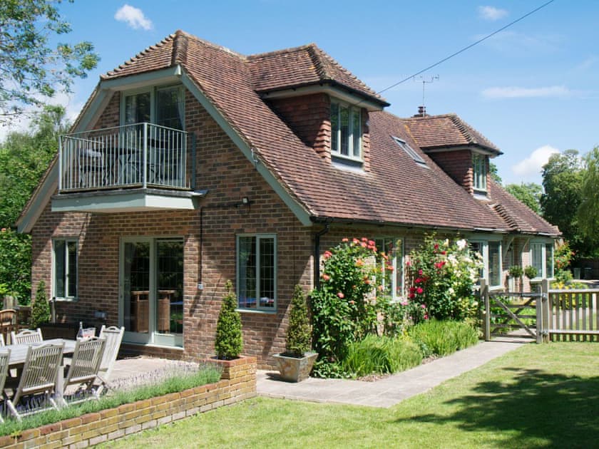 Exterior | Twisly North Lodge, Catsfield, near Battle