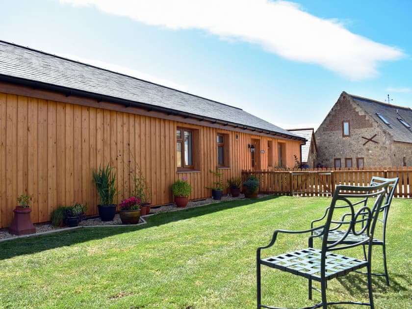 Atherfield Green Farm Holiday Cottages Wisteria Cottage in Chale