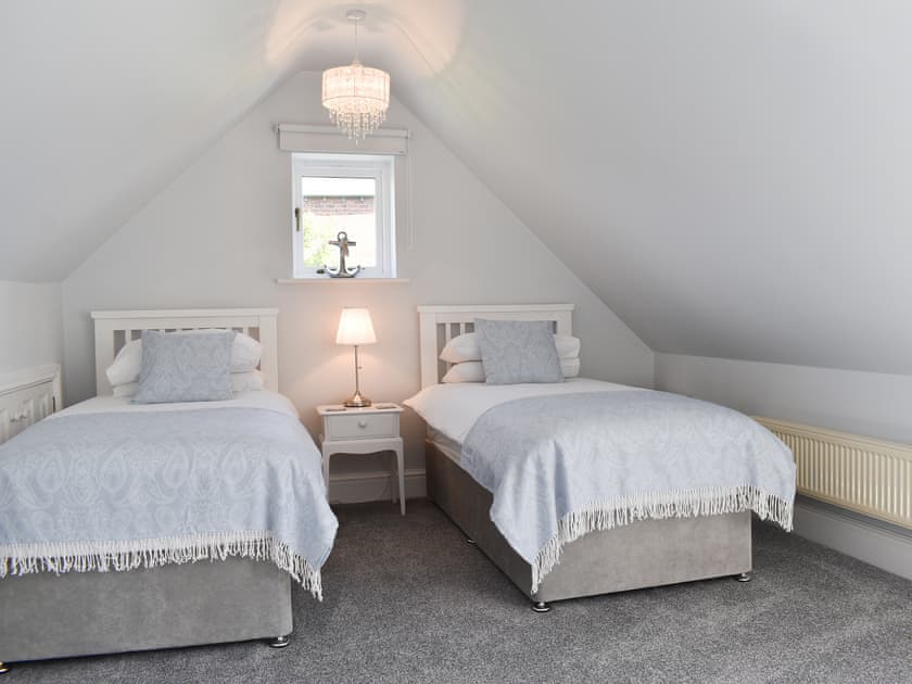Twin bedroom | The Wheelhouse, Whitby