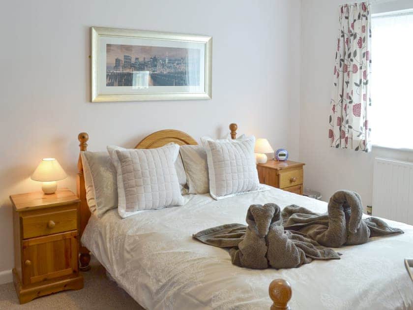 Double bed with large wardrobe, and additional built in wardrobe, dressing table and Freeview TV | Dart Corner, Bovey Tracey