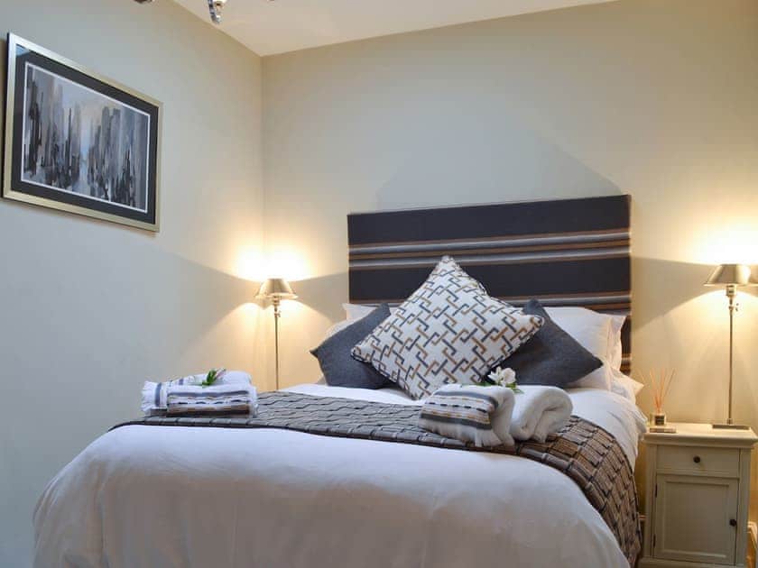 Double bedroom | Cross Cottage, Haworth, near Hebden Bridge
