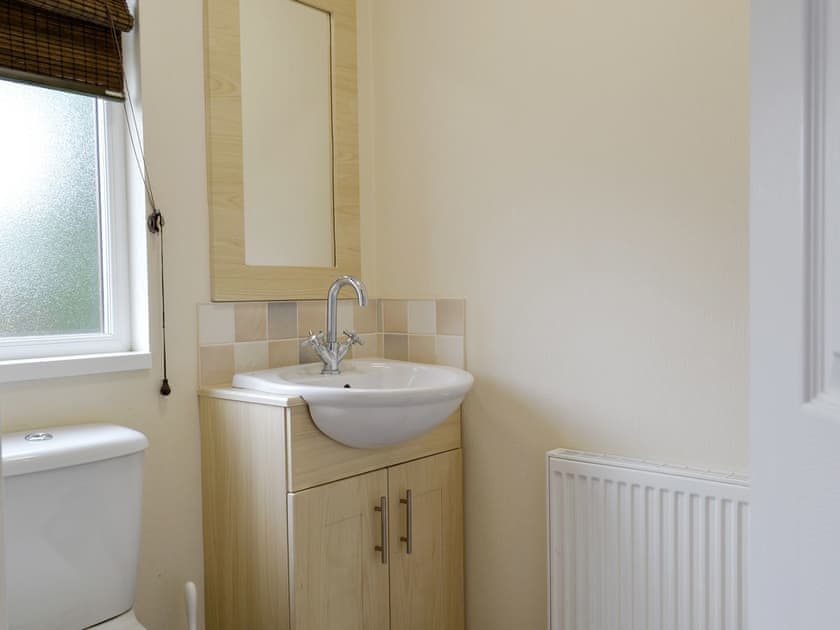 En-suite shower room | Heron Lodge, Hopton-on-Sea, Great Yarmouth