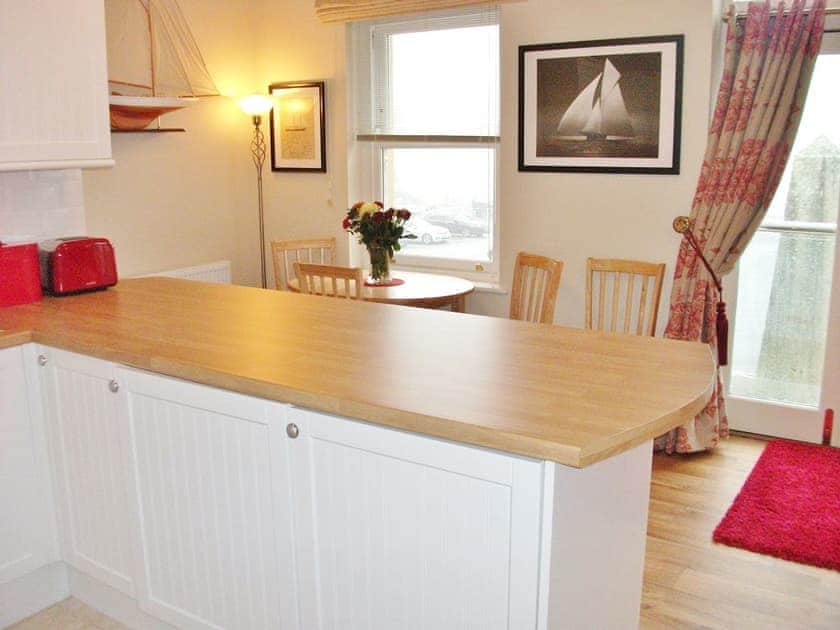 Kitchen with breakfast bar and dining area  | Watch House, Fowey