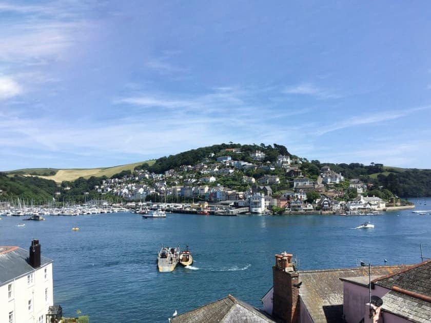 Spectacular view over the River Dart towards Kingswear | Bayards View, Apartment 3, Dartmouth