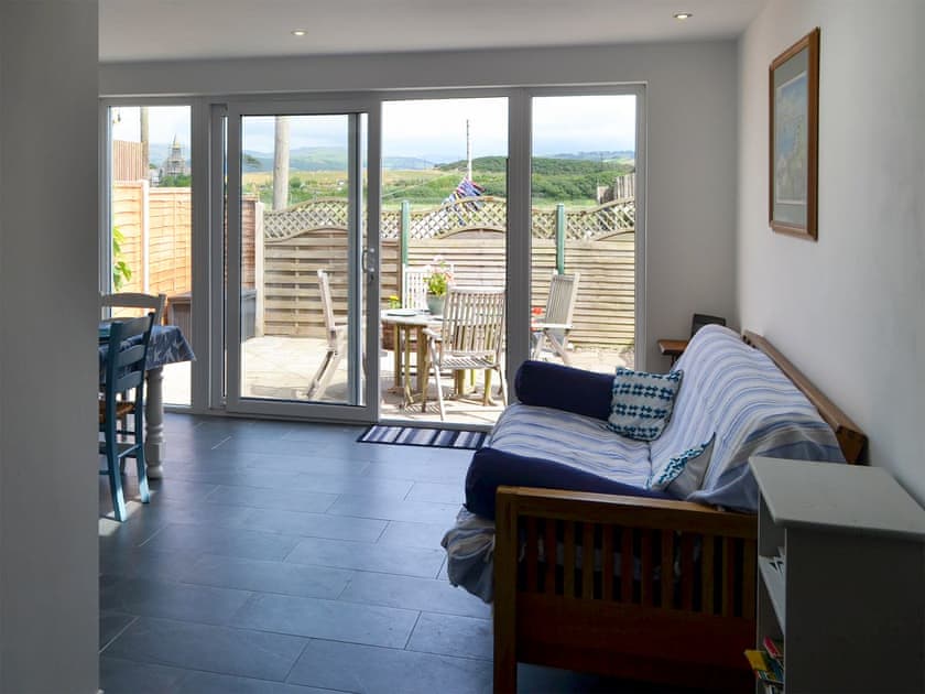 Spacious dining area | Morolwg, Borth, near Aberystwyth
