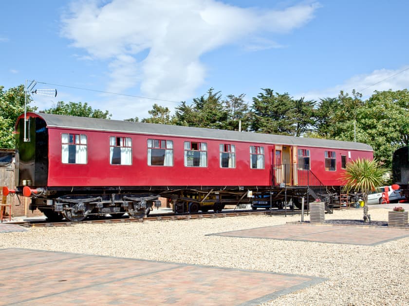 Charming holiday accommodation | Brunel Boutique Railway Carriage No 2 - Brunel Boutique Railway Carriages, Dawlish Warren