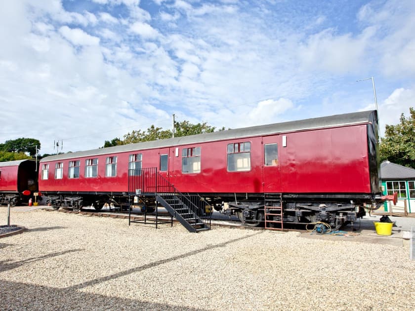 Exterior | Brunel Boutique Railway Carriage No 2 - Brunel Boutique Railway Carriages, Dawlish Warren